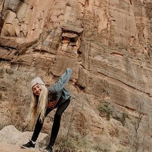 Meet your Posher, Eden